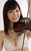 Yuria Tominaga